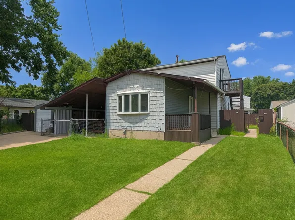 123 Days Avenue, Selden, NY 11784