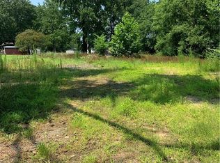 Severn Dr, Hayes, VA 23072