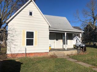 208 W Bodwell Ave, Rantoul, IL 61866