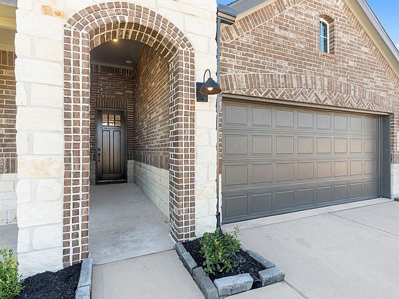 3rd image of 3411 Woodrose Orchard Dr