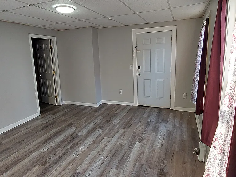 266 Pine St #1 — Photo 12