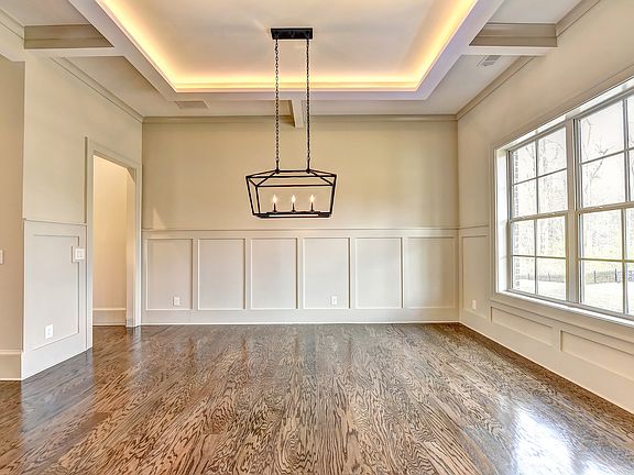 4th image of 3020 Wallace Rd