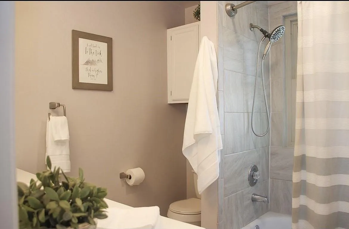 1 bed, 1306 sqft, $1,640 — Photo 4