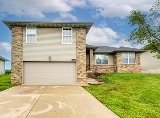 3808 N Spring Brooke Avenue, Springfield, MO 65803
