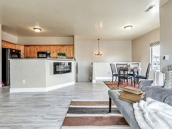 3rd image of 6607 W Ivy Terrace Ct