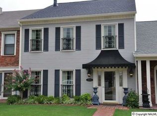 1504 River Bend Pl SE, Decatur, AL 35601