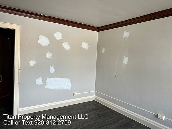 2nd image of 130 Forest Ave #4