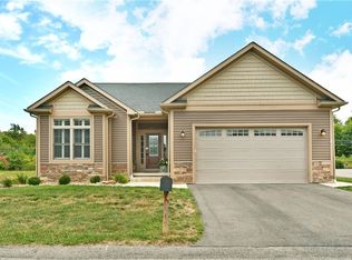 2080 Briarwood Ct, Poland, OH 44514