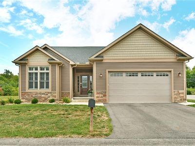 2080 Briarwood Ct, Poland, OH, 44514