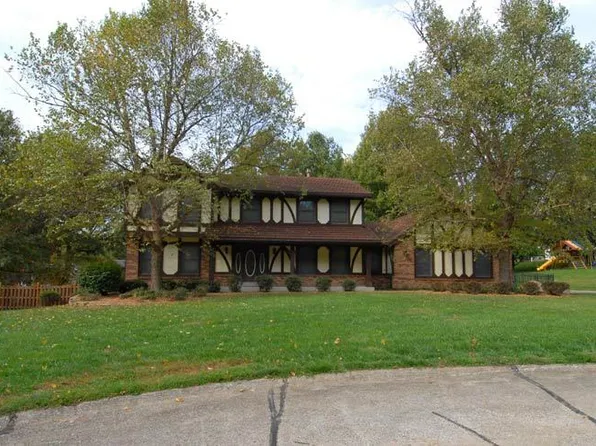 7 Sheffield Ct, Saint Charles, MO 63304
