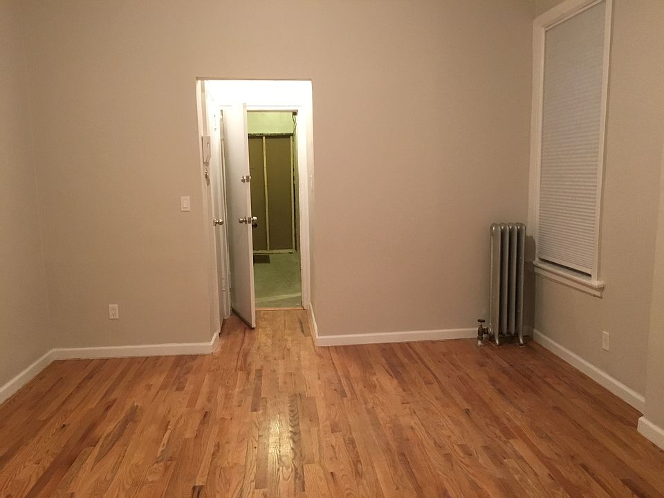1st image of 3113 30th Ave APT 2
