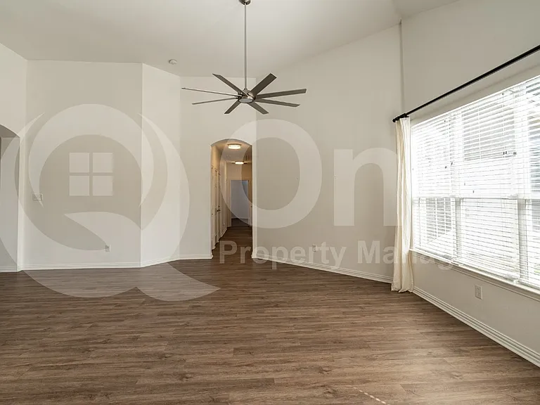 5022 Enclave Ct — Photo 9
