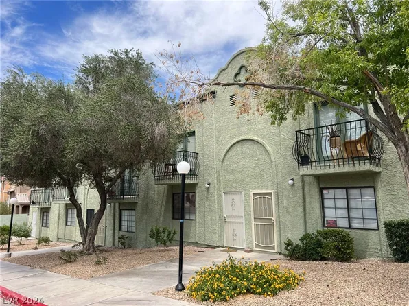 7042 Burcot Ave #B71, Las Vegas, NV 89156