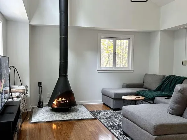 11 Frog Hollow, Wilmington, VT 05363