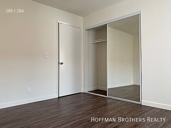5th image of 1012 E Acacia Ave #205