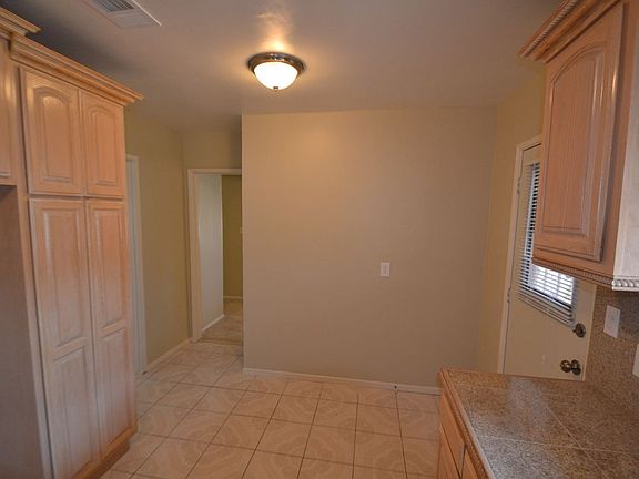 5th image of 15626 Domart Ave