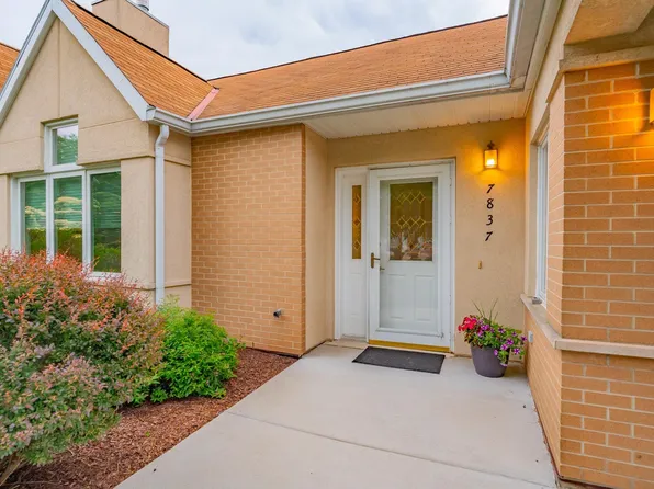 7837 Courtyard Dr, Madison, WI 53719