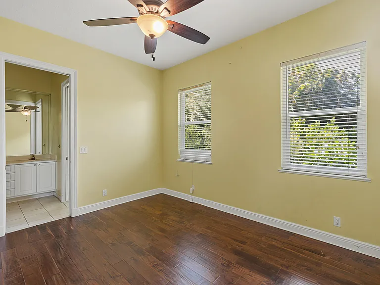 8480 Man O War Rd — Photo 26