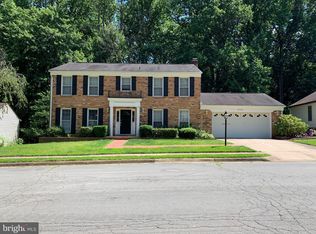 5725 Wooden Hawk Ln, Burke, VA 22015