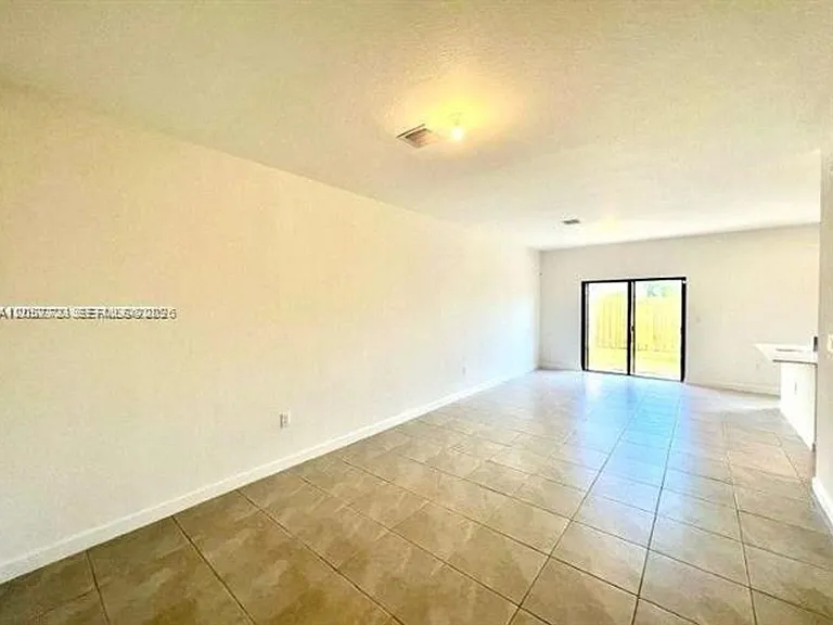 11928 SW 244th Ln #Townhouse 11928 — Photo 3