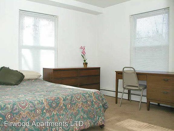 5th image of 328 Firwood Dr APT B