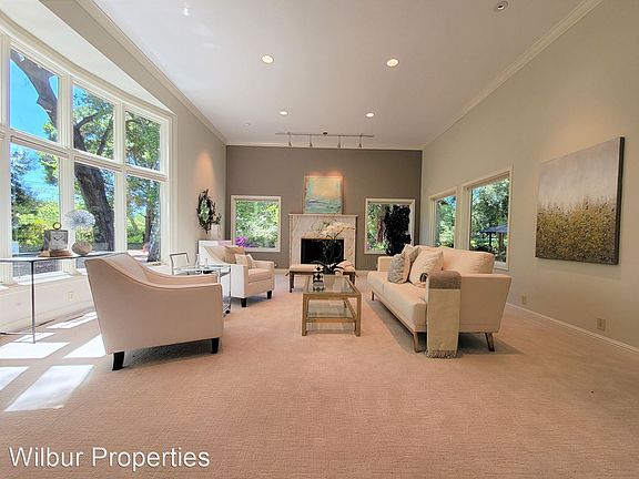 3rd image of 339 Selby Ln