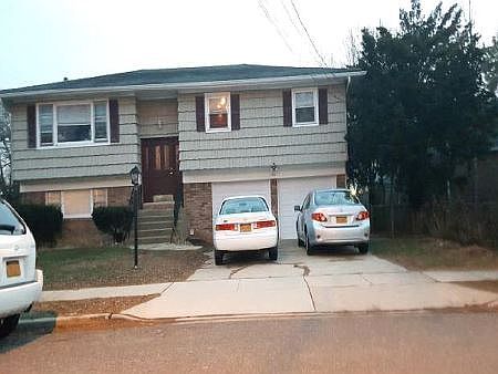 1st image of 196 Toronto Ave