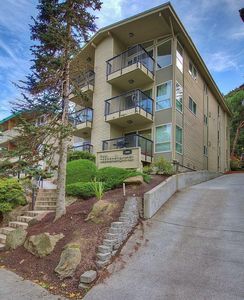 3608 14th Ave W APT 101, Seattle, WA, 98119