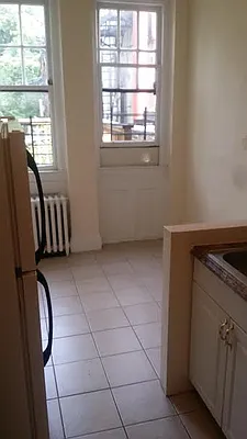 Rented by Rapid Realty Cobble Hill | media 17