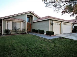14413 Hillsborough Dr, Victorville, CA 92392