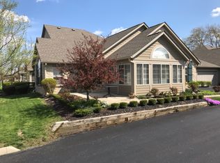 1415 Cascade Dr, Grove City, OH 43123