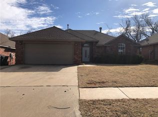 12400 SW 9th St, Yukon, OK 73099