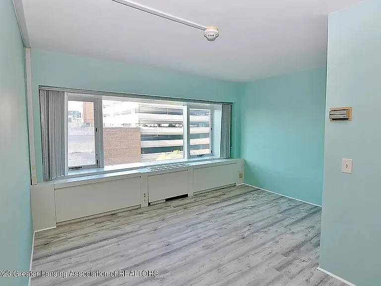 555 E William St #4G — Photo 1