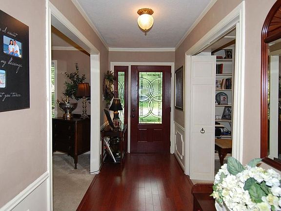 2nd image of 3606 Fawn Creek Dr