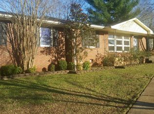 858 Brook Hollow Rd, Nashville, TN 37205