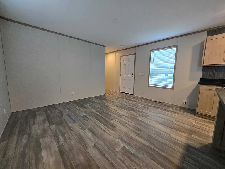 29800 Guilford Cir #109 — Photo 5