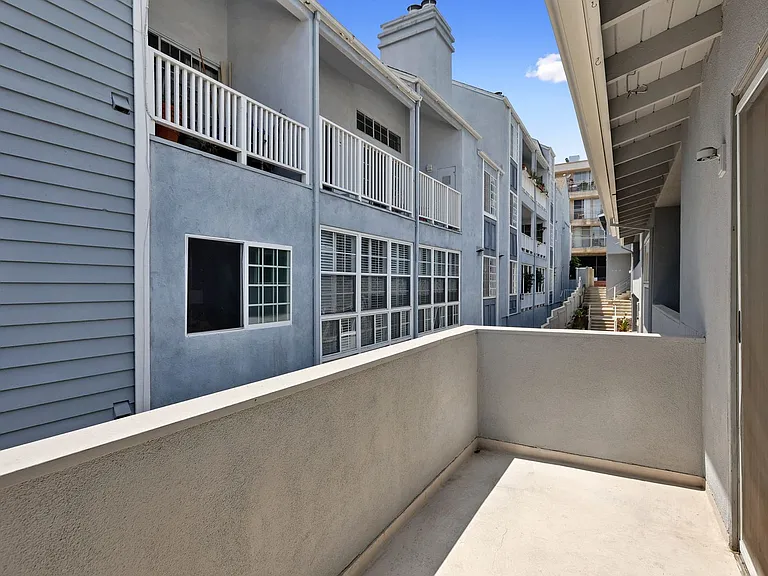 Gorham Apartments — Photo 11