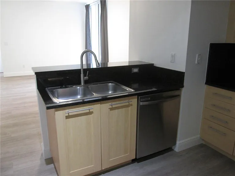 511 SE 5th Ave #1419 — Photo 7