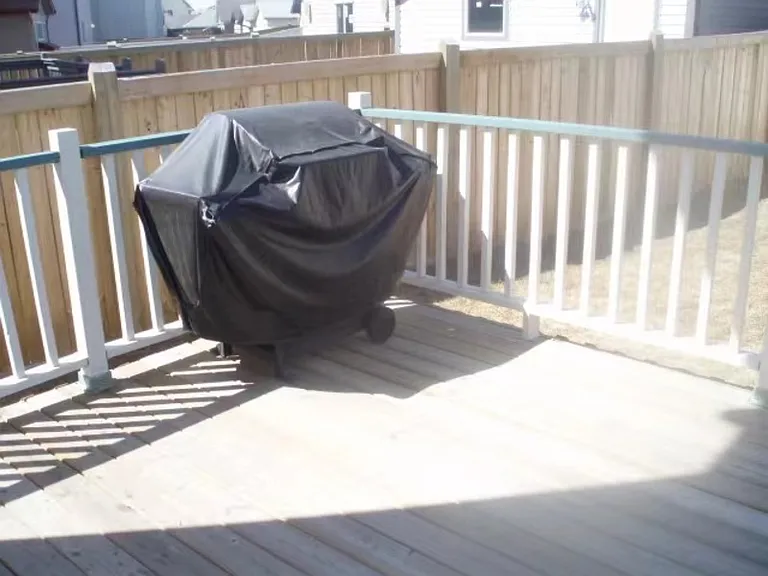 5567 Stevens Cres NW — Photo 23