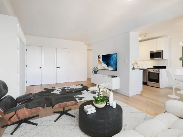 11 Riverside Drive image 5 of 13