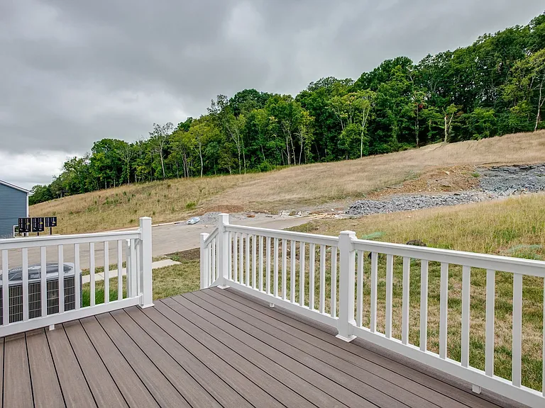 1041 Mountain View Dr — Photo 31