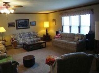 409 Crystal Lake Rd, Lake In The Hills, IL 60156