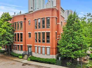 446 N Canal St, Chicago, IL 60654
