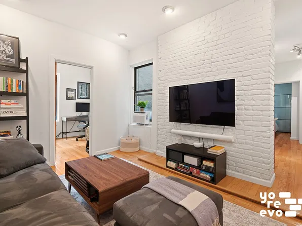 309 E Houston St APT 3C, Manhattan, NY 10002