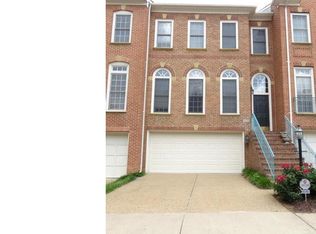 8046 Kidwell Town Ct, Vienna, VA 22182