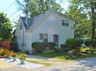 8215 235th Ave, Salem, WI 53168