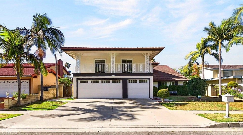 1st image of 251 Avenida Santa Anita