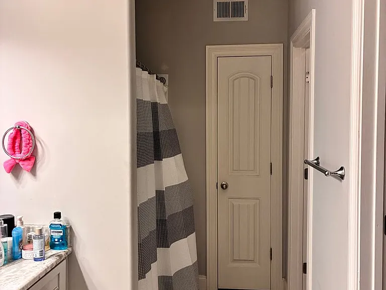 424 Walker Cir — Photo 8