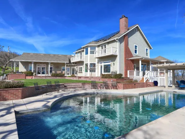 42158 John Muir Dr, Coarsegold, CA 93614