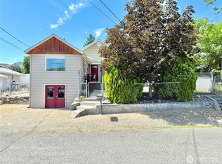 926 4th Ave S, Okanogan, WA 98840